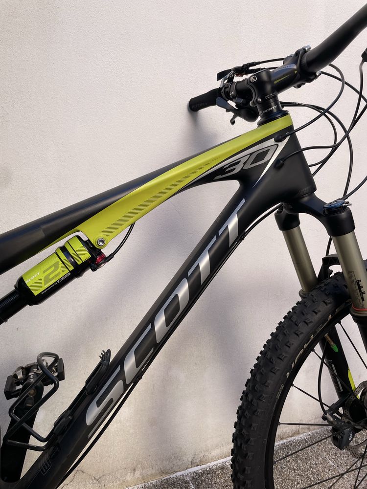 Bicicleta btt scott spark 30 carbono com jantes mavic