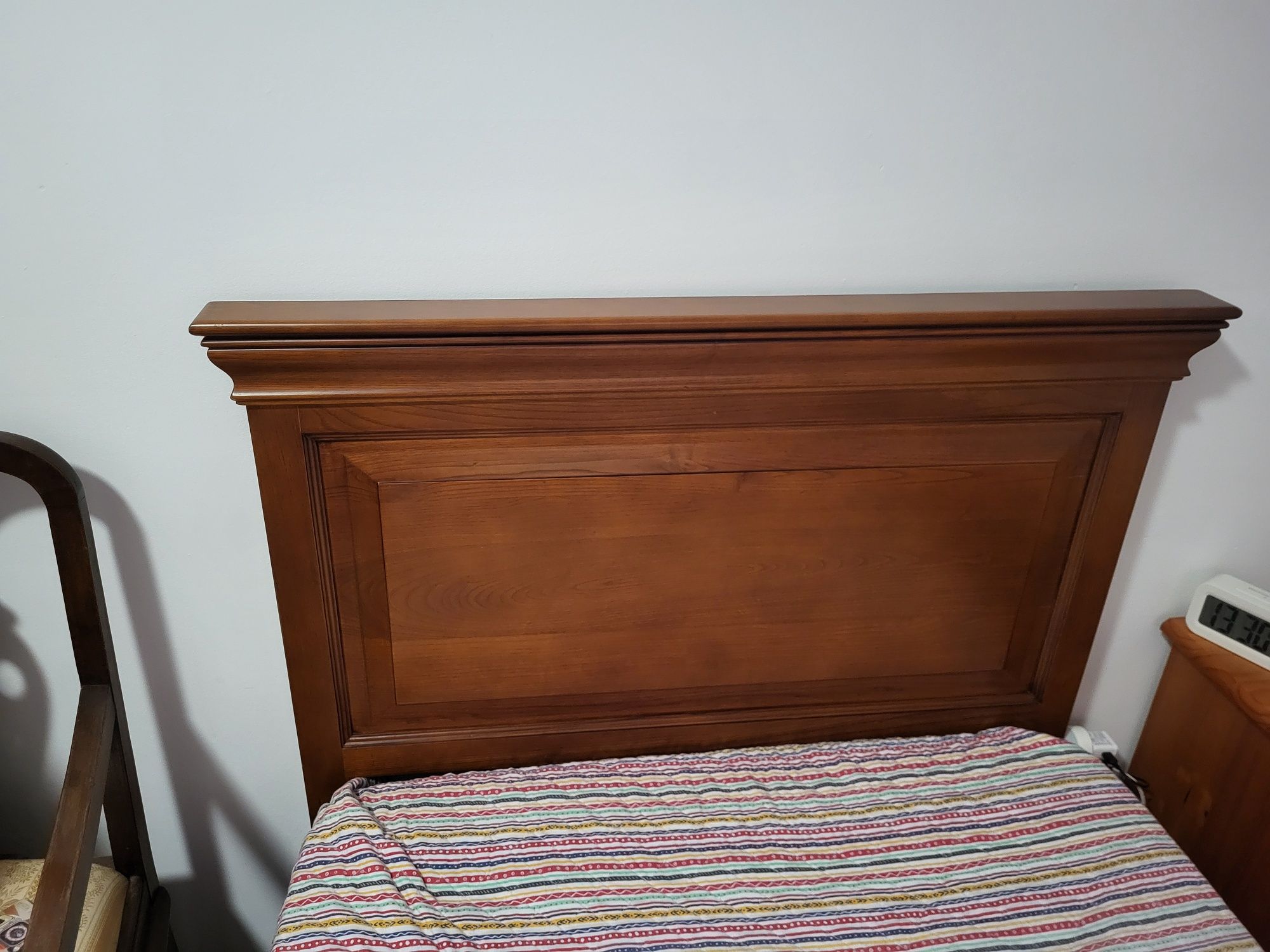 Cama madeira solteiro
