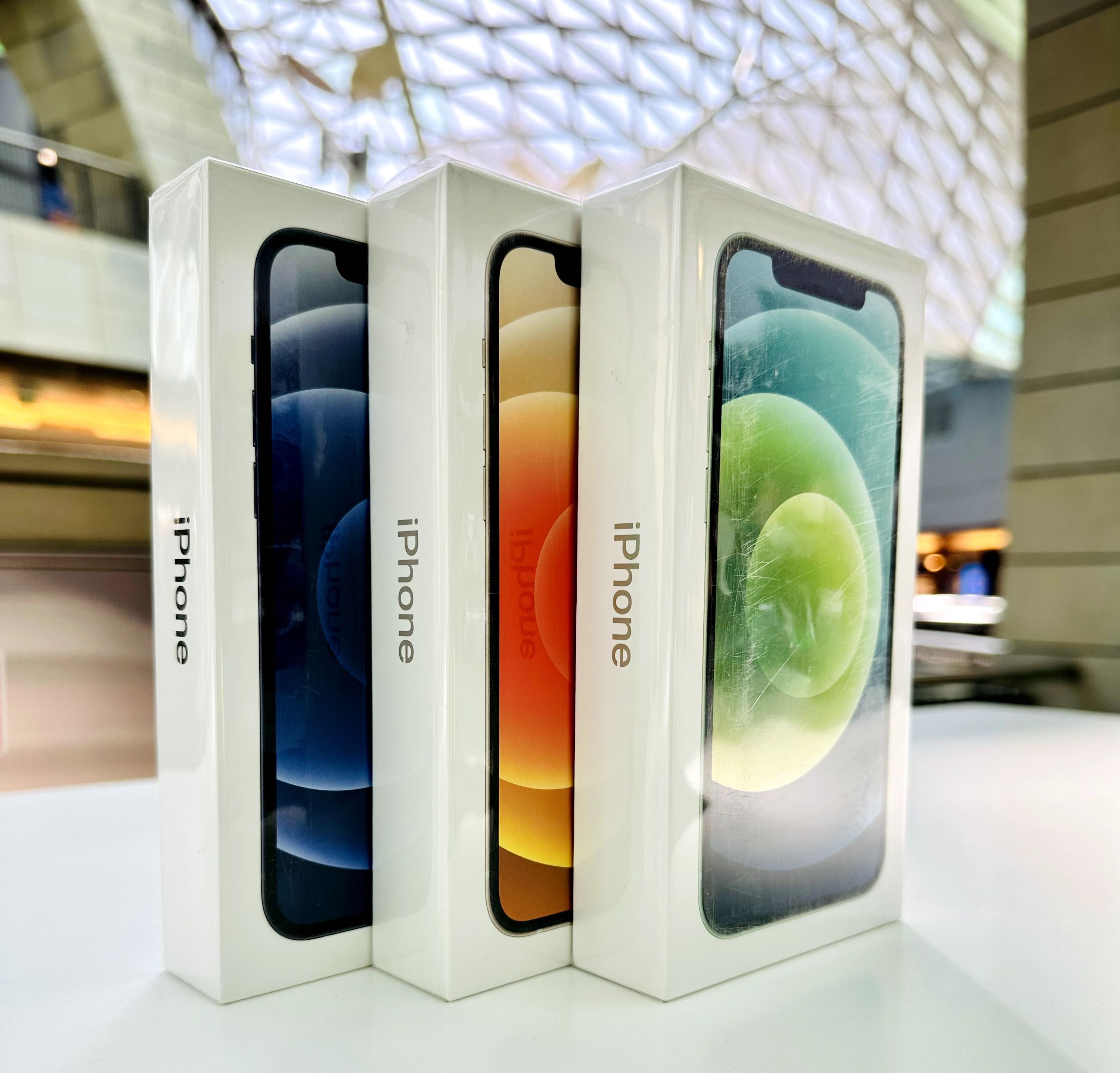 Nowy iPhone 12 128GB Green Black White Purple  1799zł Chmielna 106