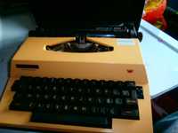 maquina de escrever com caixa Adler