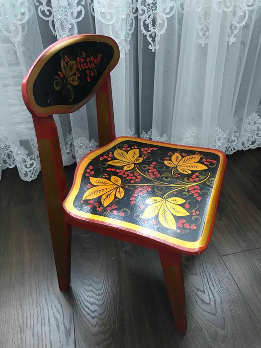 Стілець дитячий дерев'яний