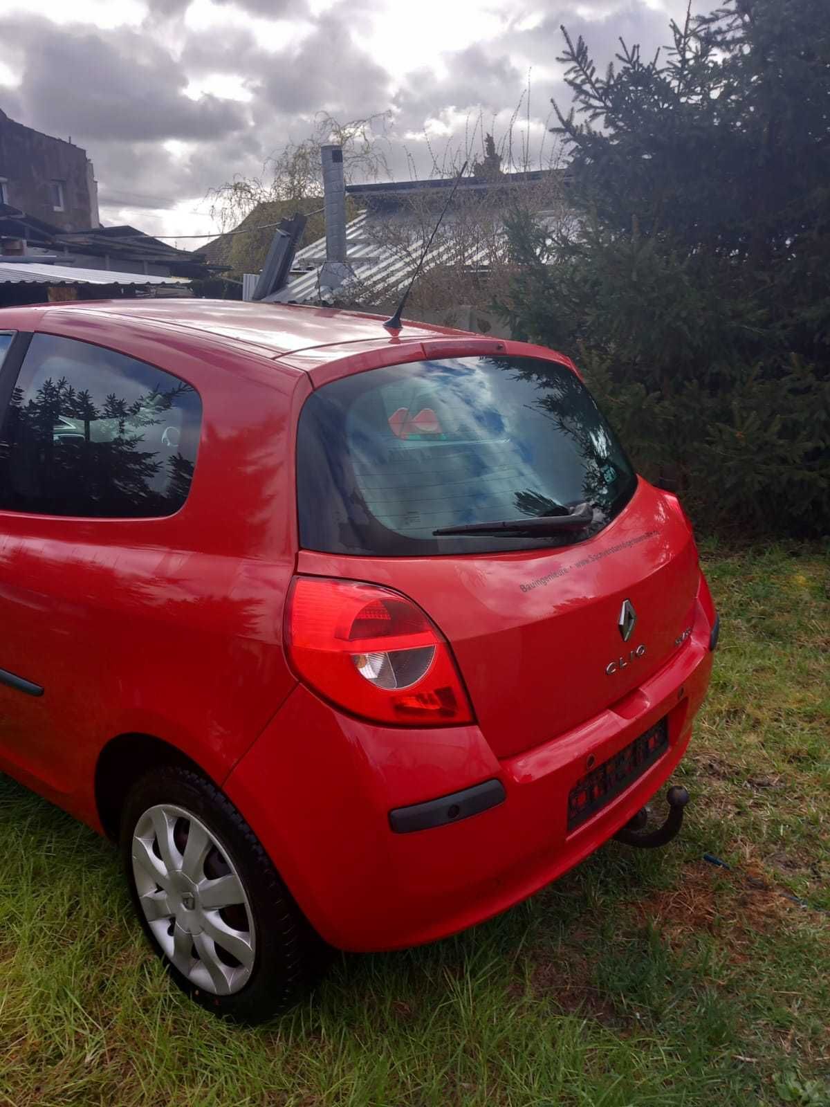 Sprzedam Renault Clio III 1.2 16V 2007