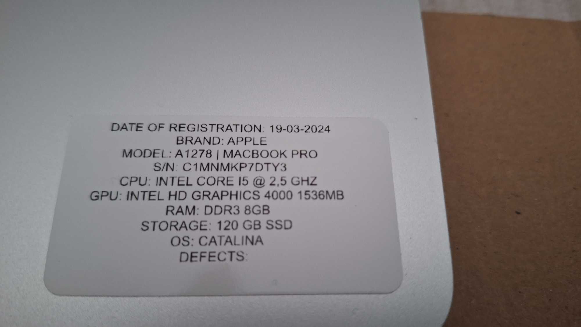 Laptop MacBook Pro A1278 13,3 " Intel Core i5 8 GB / 120 GB SSD
