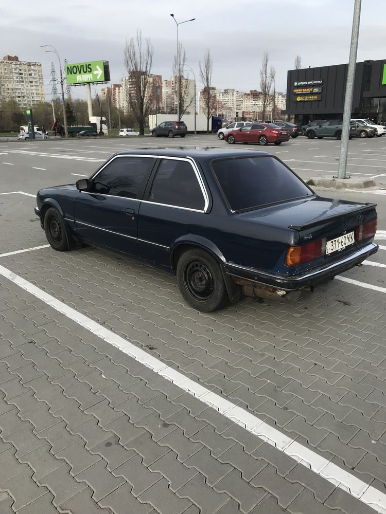 Bmw e30 1.8 Газ вписан в тп