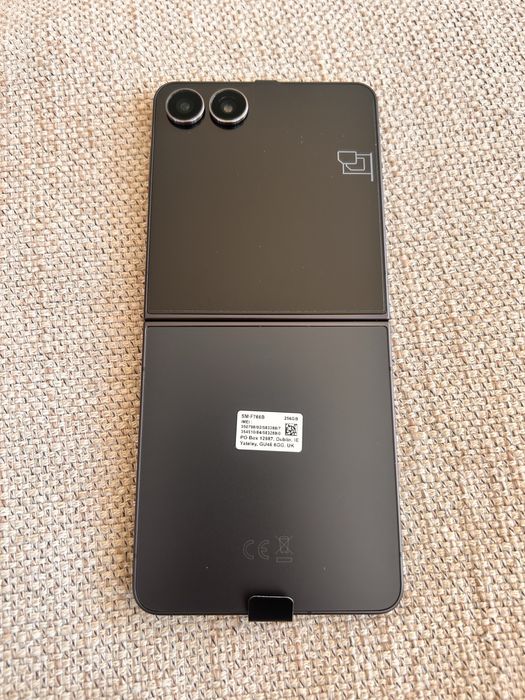 Galaxy Z Flip 7 Novo