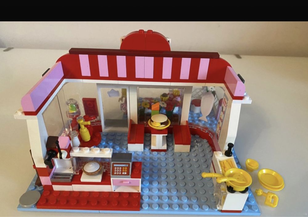 Zestaw Lego Friends ( kawiarnia )