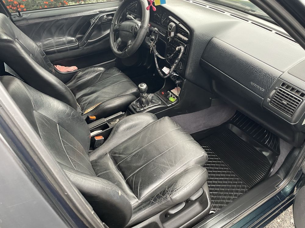 Wolkswagen passat b4 exclusive 2,8 vr6 обмін