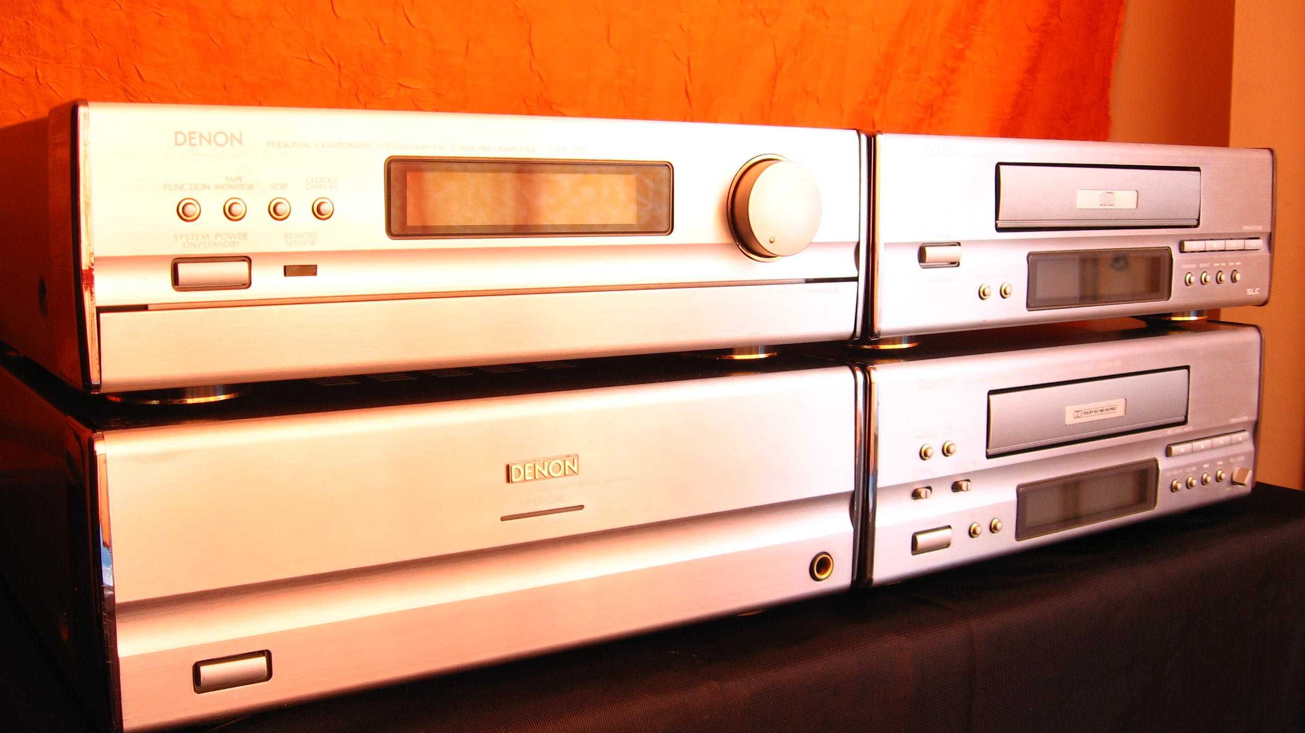 POTĘŻNY DENON D-250 WIEŻA segmentowa z końcówką mocy 15 kg