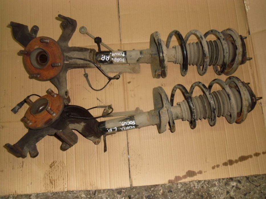 MCPERSON AMORTYZATOR PRAWY LEWY PRZOD FOCUS MK1