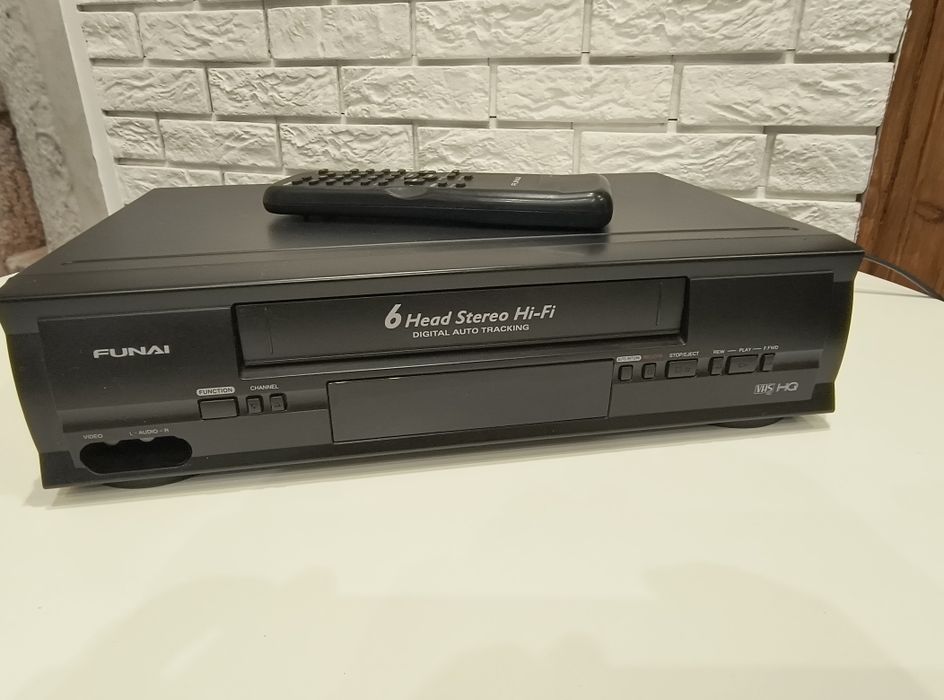 Funai D50Y-100M / HI-FI Stereo / 6 Głowic / Video VHS Magnetowid