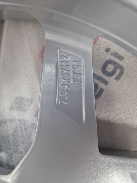 NOWE alufelgi SKODA 17" 5x100 Nowa Fabia (PJ) Srebrny