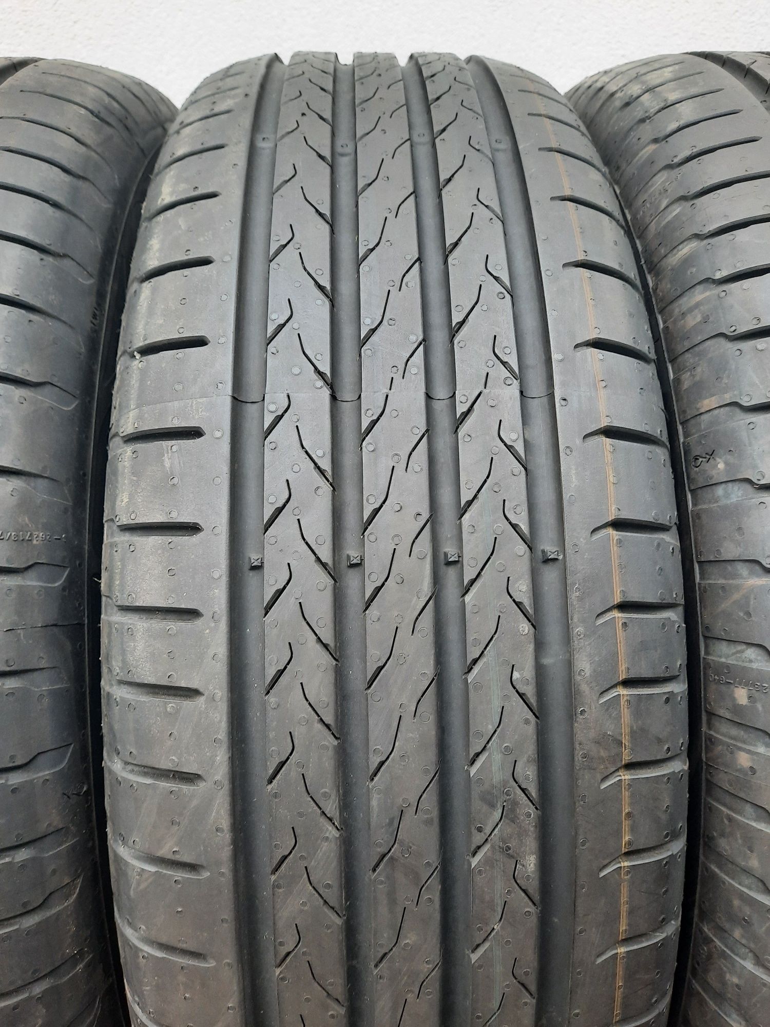 4 nowe opony 215/60 R17 Continental EcoContact 6Q 2022r
