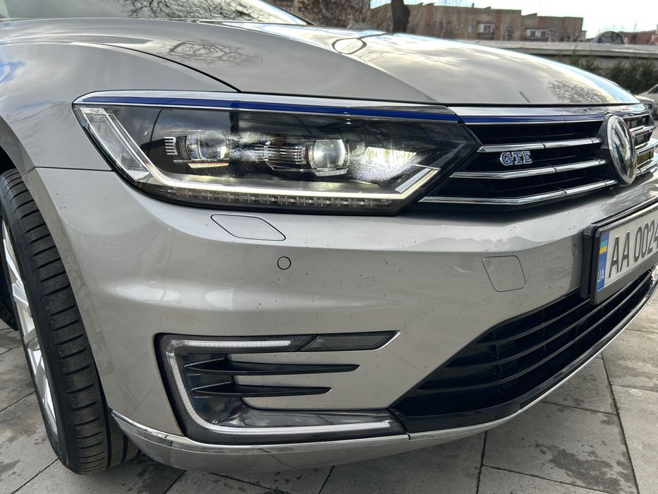 Passat 1.4 бензин гібрид