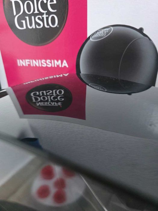 Капсульна кавоварка Nescafe Dolce Gusto Infinissima