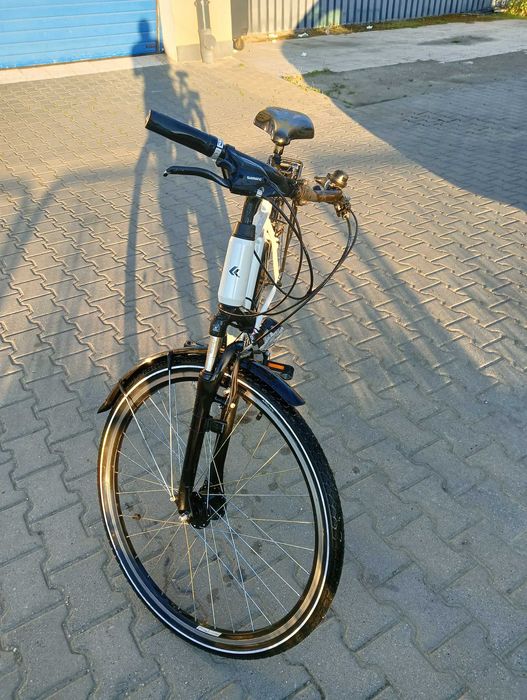 Rower Trekkingowy Kross Trans 4.0 - idealny na wyprawy i dojazdy!