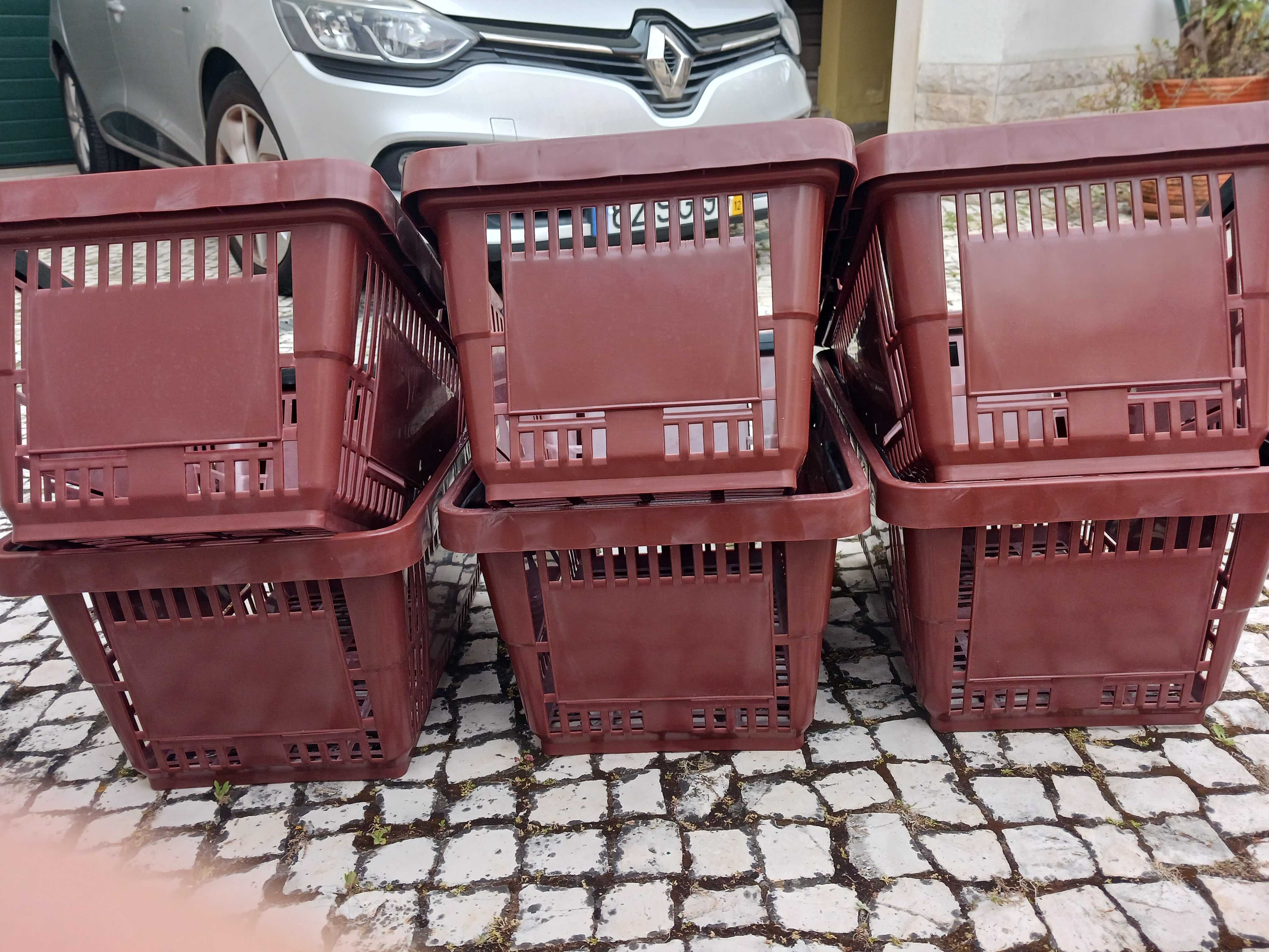 Cesta plastica - 22 lts.