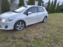 Auris hybrid nawigacja skóra alkantara