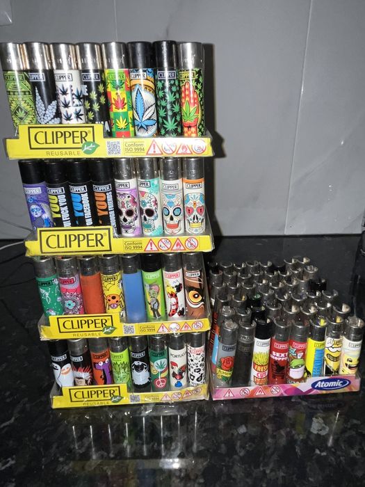 Coleção de 360 isqueiros/Clipper