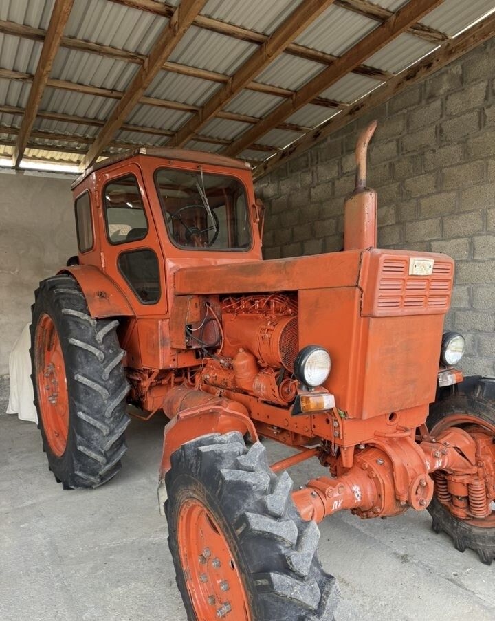 Продам Трактор Т-40