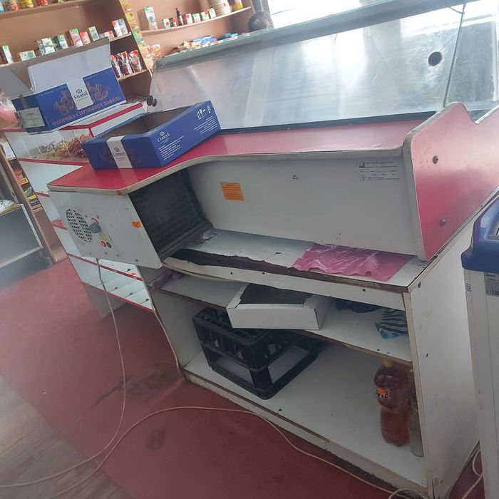 Холодильна вітрина