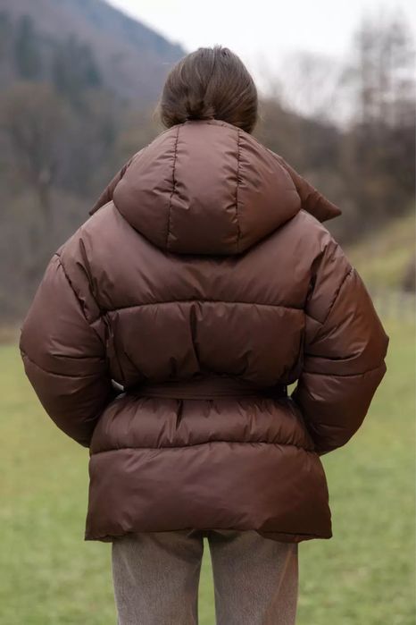 Зимовий пуховик TWICE