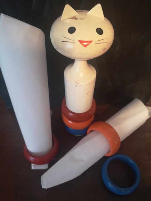 Pierścienie na serwetki Vintage