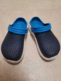 Klapki Crocs J1 32-33