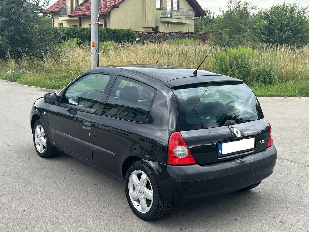 Renault clio*LIFT*1.2benzyna*2003r*KLIMATYZACJA*bez korozji*2xkoła*