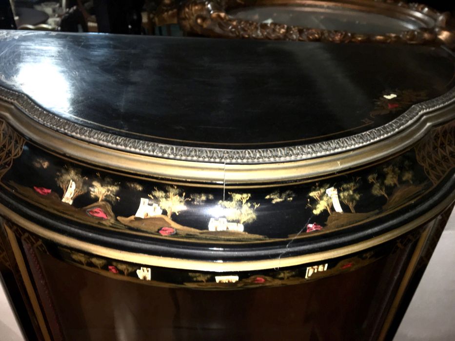 Vitrine, cristaleira chinesa oriental antiga