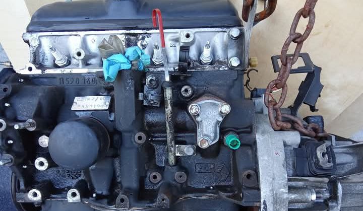 Motor Renault 1.2 ref C3G com caixa velocidades