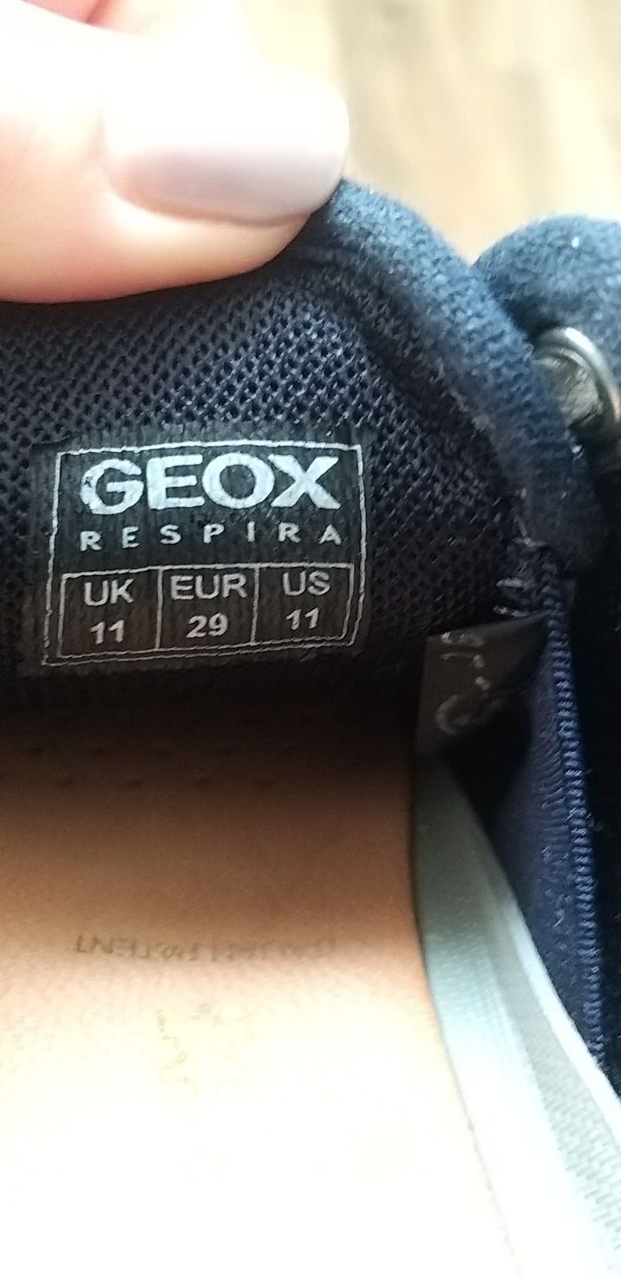 Buty Sneakersy Geox Respira rozm 29