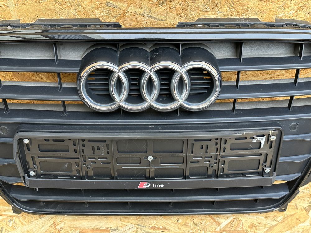 AUDI A4 S4 B8 LIFT SLINE PDC Grill atrapa zderzaka przód czujniki pdc