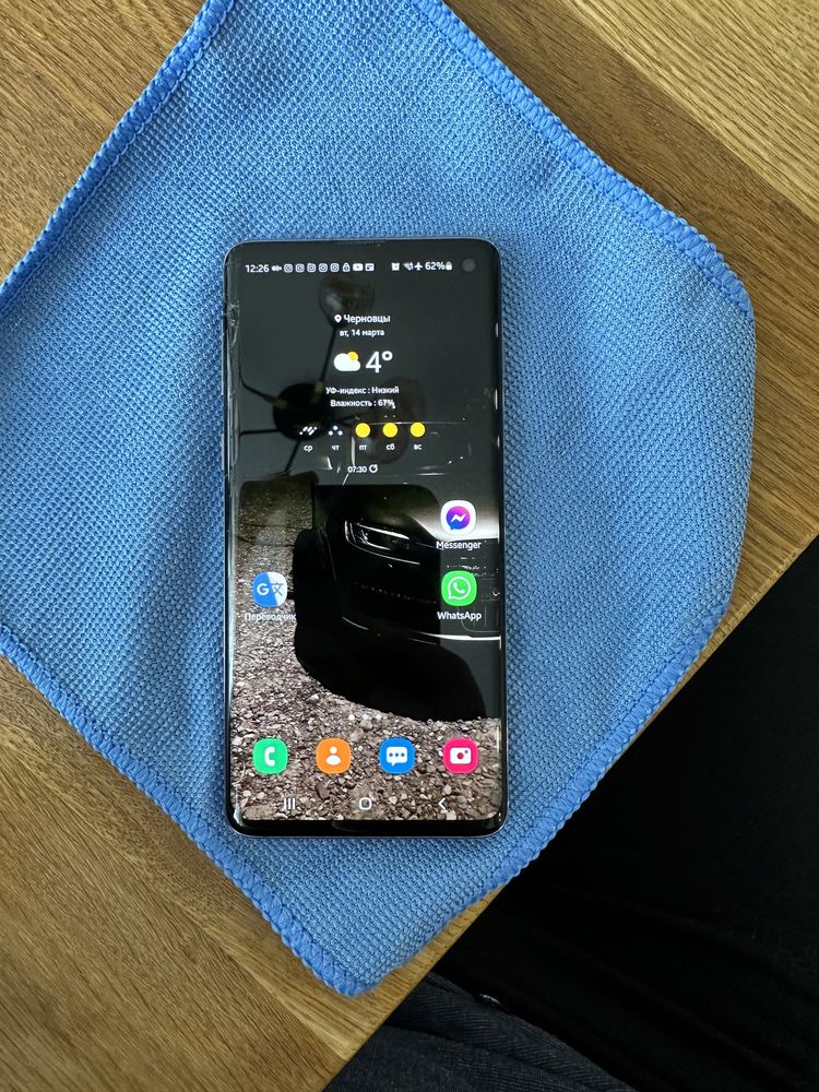 Продається телефон Samsung s 10