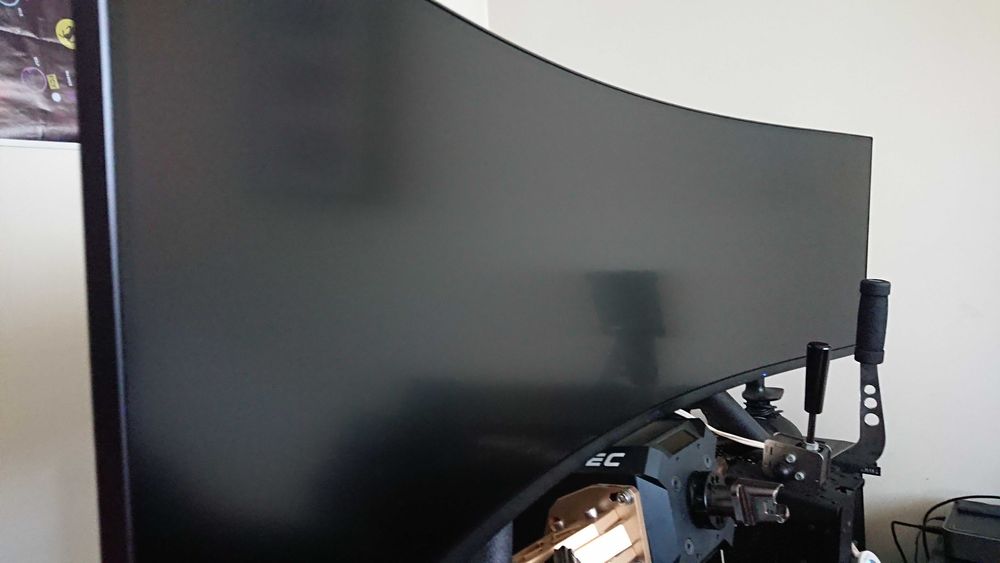 Samsung C49HG90 QLED 49" 144Hz Curved LED Gaming Monitor