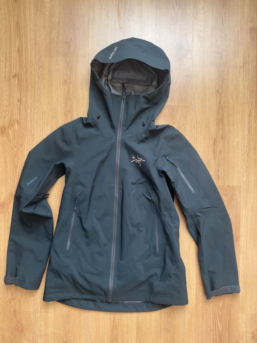 Лижна куртка Arcteryx Women's Sentinel AR Jacket Gore-Tex Recco