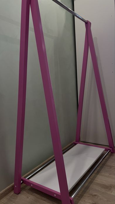 Вішак для дитячої кімнати