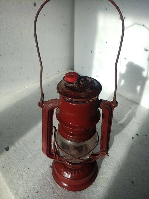 Lampa naftowa jupiter