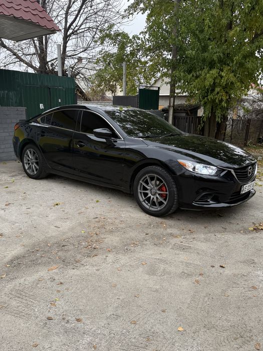 Мазда 6 2014 года  2,5  автомат