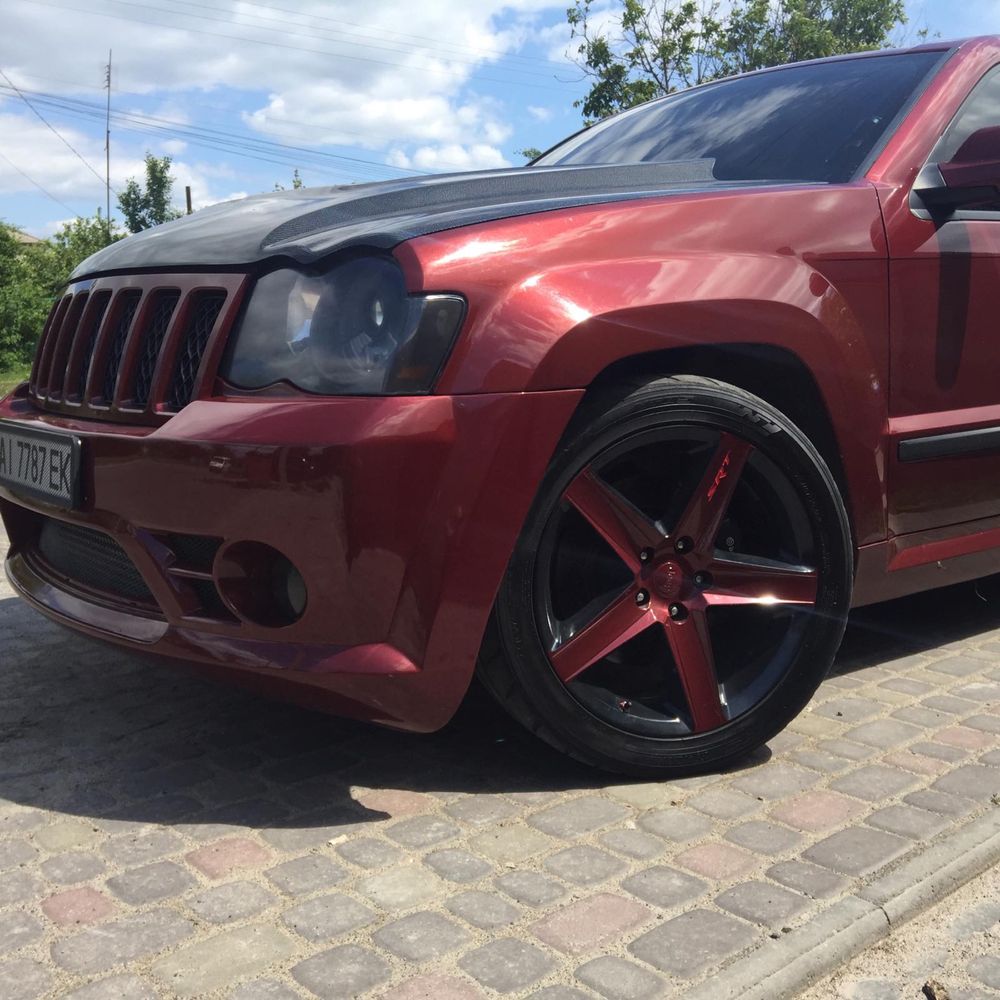 Продам Jeep SRT-8