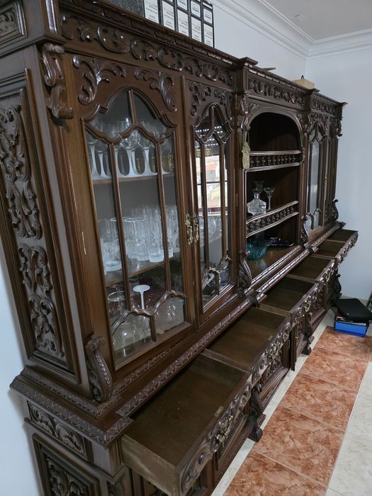 Vendo vários móveis antigos