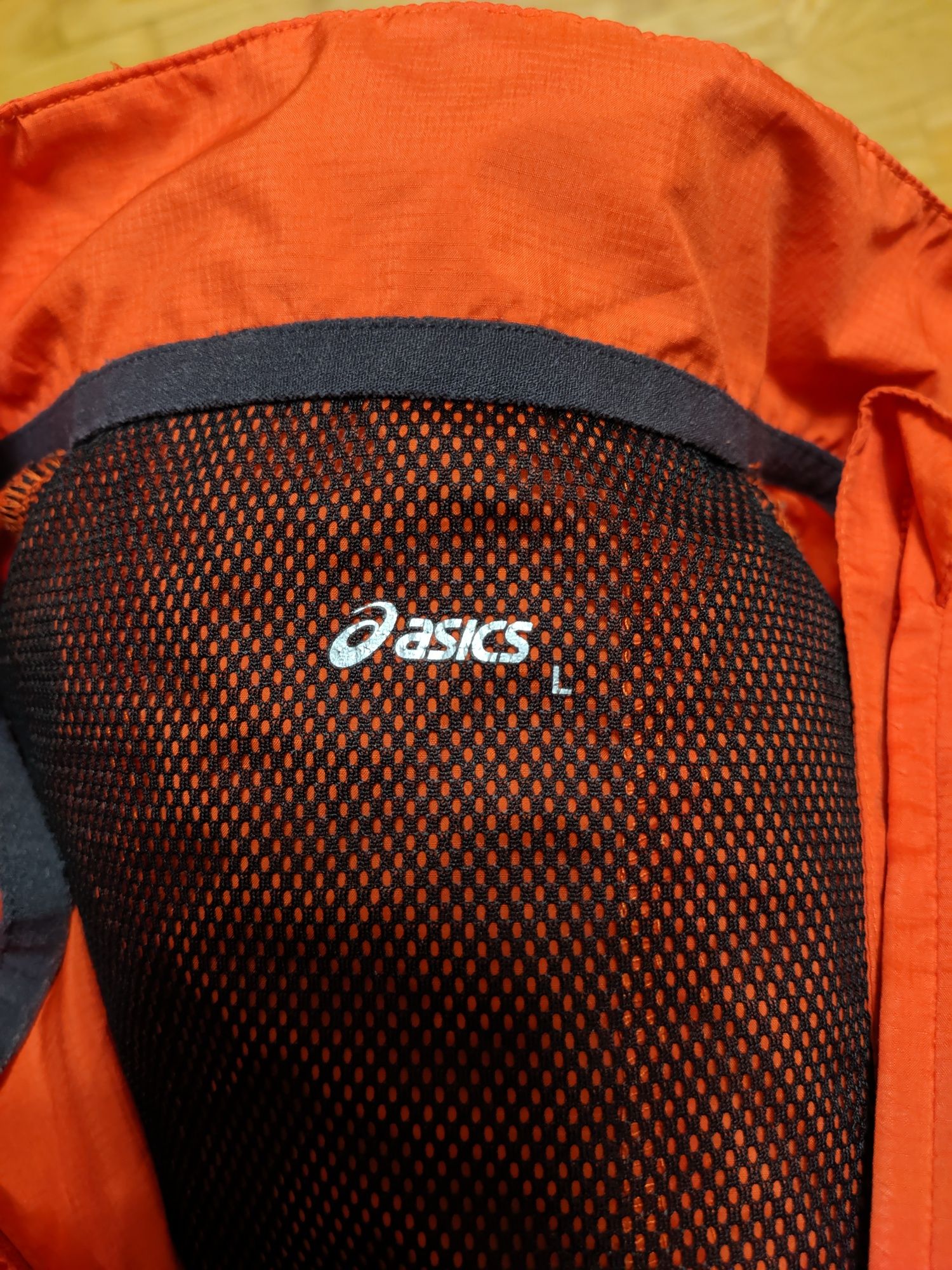 [M-L] Ветровка для бега Asics