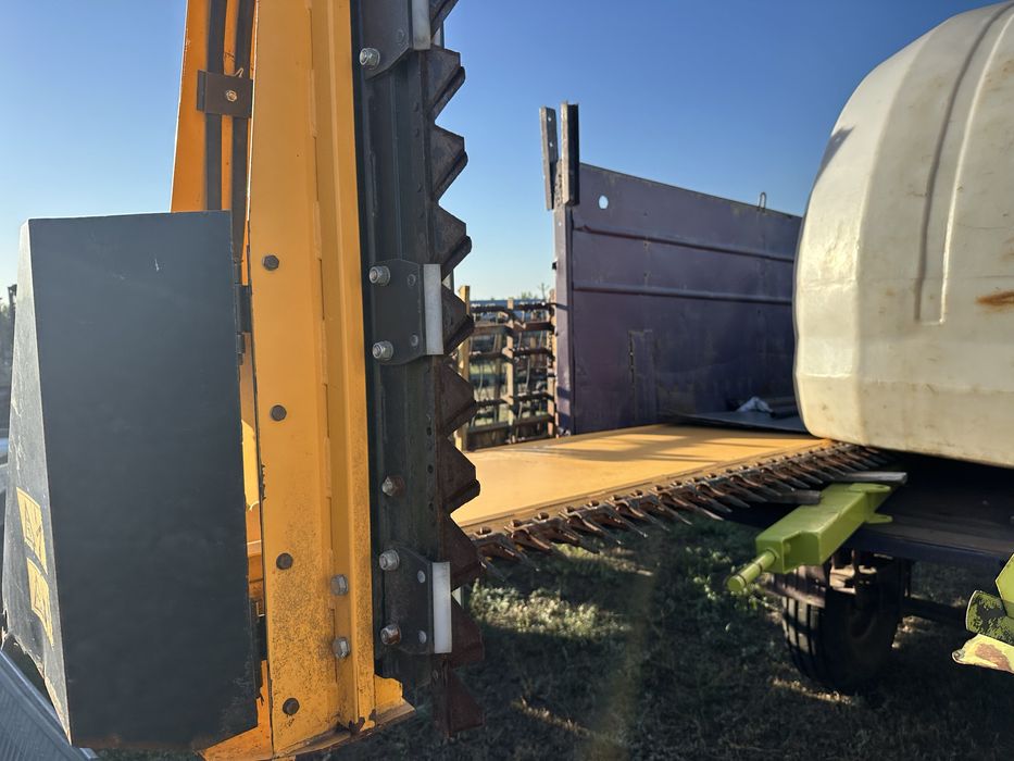 Комбайн Claas MEGA 208