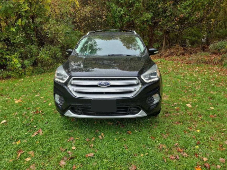 Ford Escape Titanium      2018
