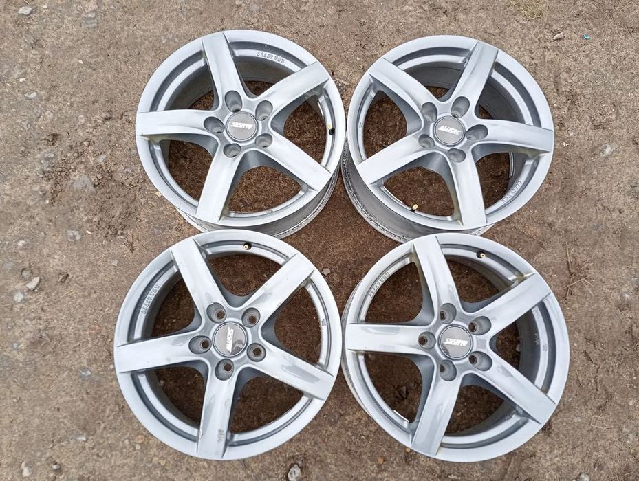 Vw T5 Trafic  Vivaro  BMW 17cali  5x120 Alutec 7,5Jx17H2 Super Wzór