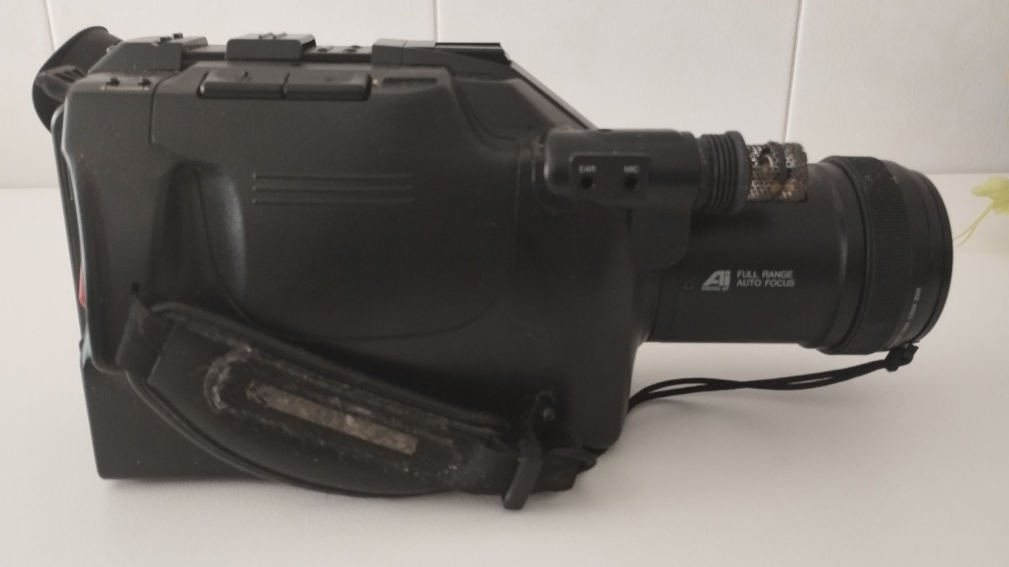 Máquina de filmar Panasonic G101