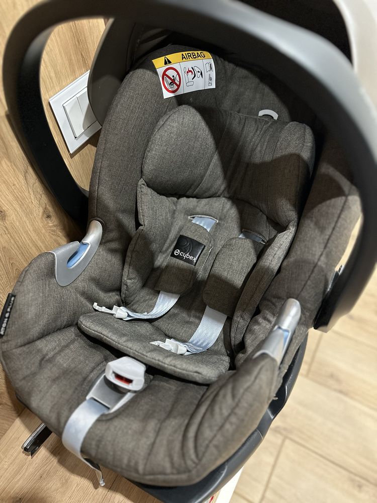 Автокрісло Cybex aton q plus