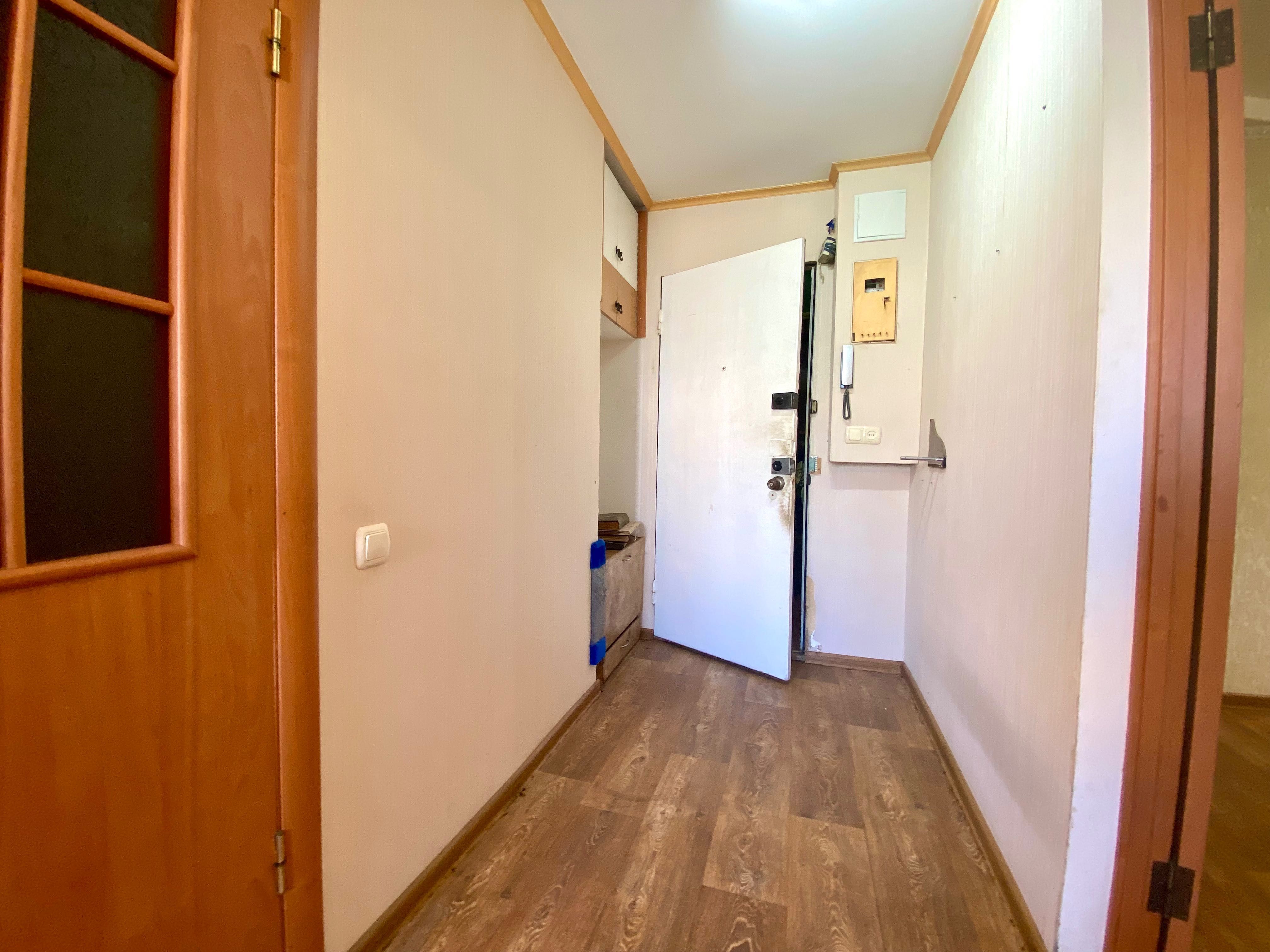 Продажа жилой однокомнатной квартиры в центре на Колодезной