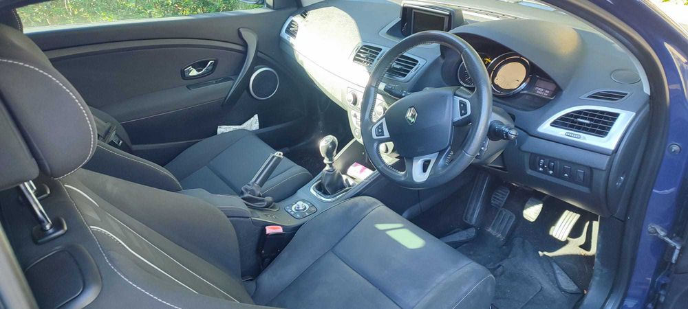 Renault Megane 1.5dci - mk3 2012 - Reino Unido - com avaria