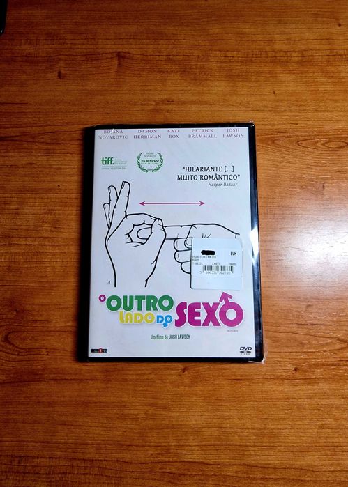 O OUTRO LADO DO SEXO (Josh Lawson)Bojana Novakovic/Damon Herriman NOVO