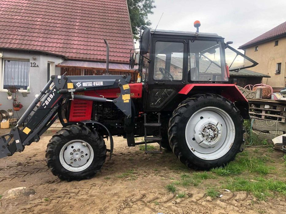 Ciągnik rolniczy Belarus 820